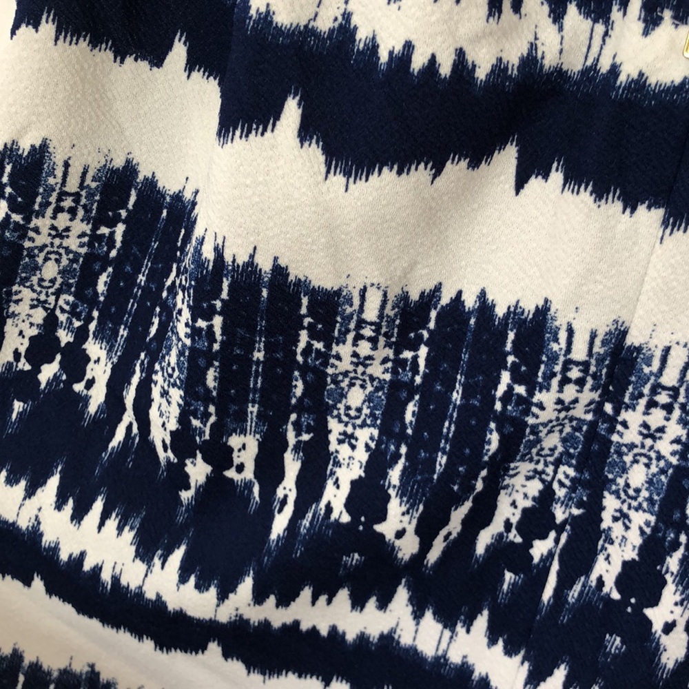 Dress - Picture 5 of 6